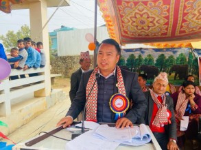 गुणस्तरीय शिक्षा प्राप्त गर्न सामुदायिक विद्यालय राम्रो बनाउनु पर्छ :सांसद तामाङ