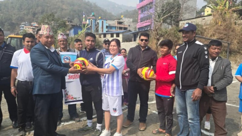 नारी दिवसकाे अवसरमा मेलम्ची नगरपालिकाद्वारा हाजिरिजवाफ र फुटबल प्रतियाेगिता आयाेजित